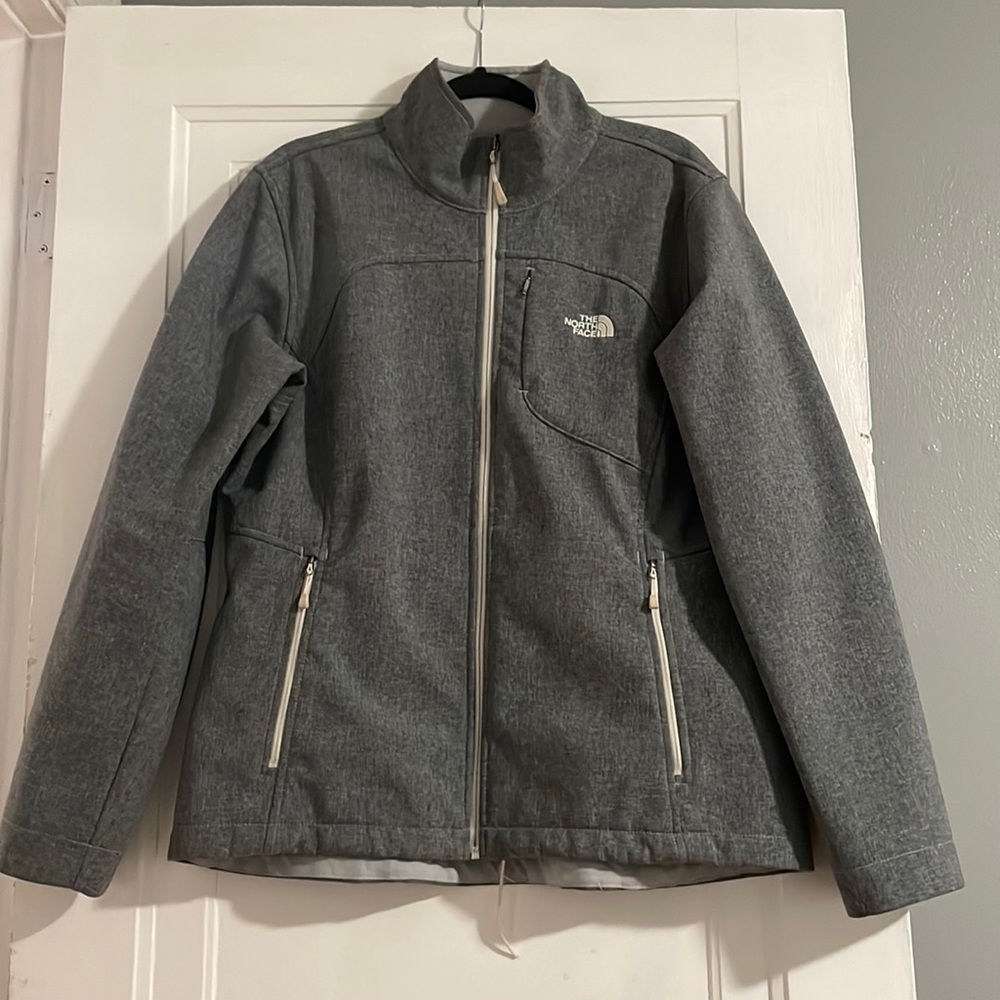 Women’s North Face Apex Bionic Size XL